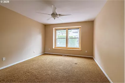 9645 SE Westview Ct, Happy Valley, OR 97086 - Photo 31