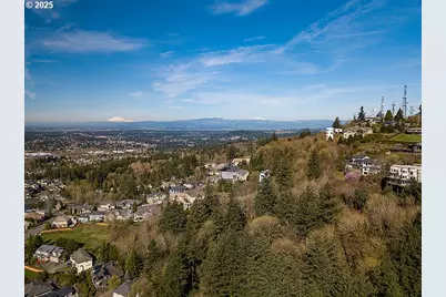 9645 SE Westview Ct, Happy Valley, OR 97086 - Photo 13