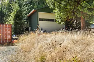3604 Azalea-Glen Rd, Glendale, OR 97442 - Photo 13