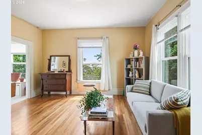 414 W 12th St, Vancouver, WA 98660 - Photo 25