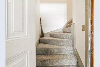 414 W 12th St, Vancouver, WA 98660 - Photo 39