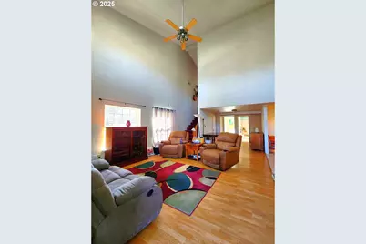 100 Canyon View St, Canyonville, OR 97417 - Photo 7