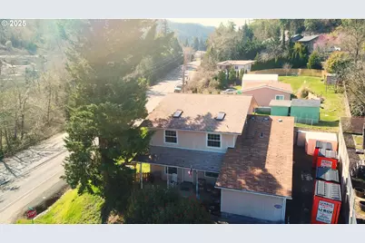 100 Canyon View St, Canyonville, OR 97417 - Photo 17