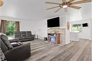 1125 Fishpond Rd, Kelso, WA 98626 - Photo 5