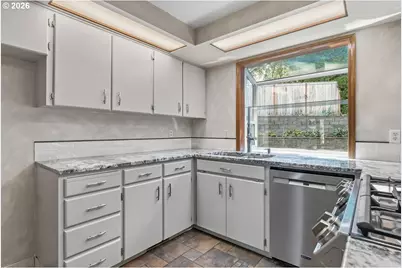 17480 SW Cody St, Beaverton, OR 97007 - Photo 15