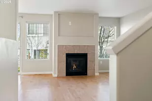 10723 SW Canterbury Ln, Portland, OR 97224 - Photo 5