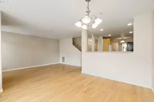 10723 SW Canterbury Ln, Portland, OR 97224 - Photo 15