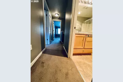 10723 SW Canterbury Ln #102, Portland, OR 97224 - Photo 23