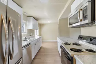 15130 S Maplelane Rd, Oregon City, OR 97045 - Photo 13