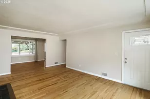 11586 SE Powell Ct, Portland, OR 97266 - Photo 9