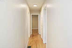 11586 SE Powell Ct, Portland, OR 97266 - Photo 19