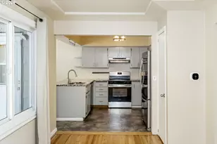 11586 SE Powell Ct, Portland, OR 97266 - Photo 11