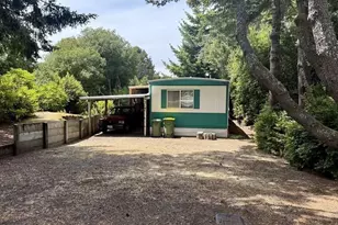 1600 Rhododendron Dr, Florence, OR 97439 - Photo 1