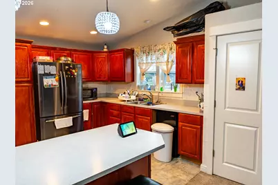 1551 Tierra Dr NE, Salem, OR 97301 - Photo 11