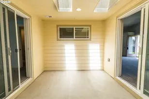 1551 Tierra Dr NE, Salem, OR 97301 - Photo 15