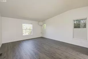 1145 SW Cypress St, McMinnville, OR 97128 - Photo 11
