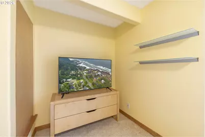 647 Pacific View Dr, Yachats, OR 97498 - Photo 29