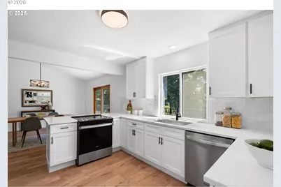 2 Falstaff St, Lake Oswego, OR 97035 - Photo 11