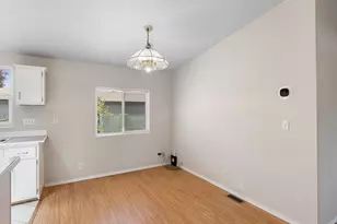 11105 Main St NE, Donald, OR 97020 - Photo 9