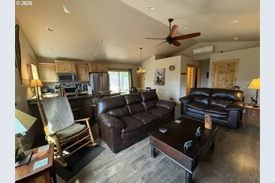 141239 Red Cone Dr, Crescent Lake, OR 97733 - Photo 5