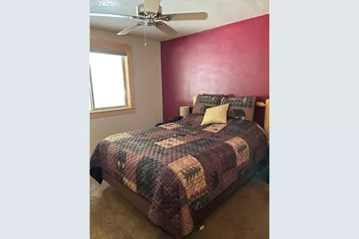 141239 Red Cone Dr, Crescent Lake, OR 97733 - Photo 19