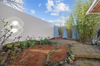 1218 SE Ash St, Portland, OR 97214 - Photo 29