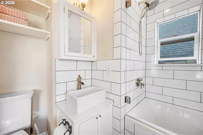 1218 SE Ash St, Portland, OR 97214 - Photo 21