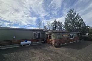 704 Residence St, Enterprise, OR 97828 - Photo 27