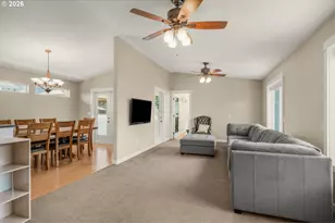 1233 SW Fir Ct, Dundee, OR 97115 - Photo 13