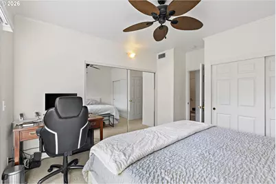 1710 S Harbor Way #401, Portland, OR 97201 - Photo 15
