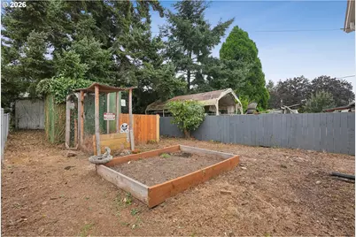 14922 SE Rhine Ct, Portland, OR 97236 - Photo 29