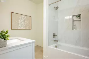 8413 NE Hassalo St, Portland, OR 97220 - Photo 29