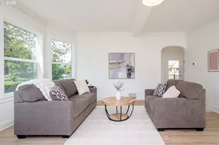 8413 NE Hassalo St, Portland, OR 97220 - Photo 9