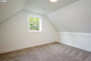 8413 NE Hassalo St, Portland, OR 97220 - Photo 25