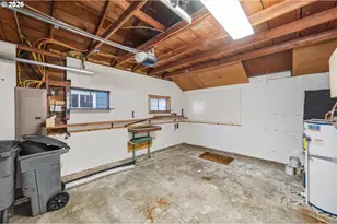 1243 NE 9th Ave, McMinnville, OR 97128 - Photo 27