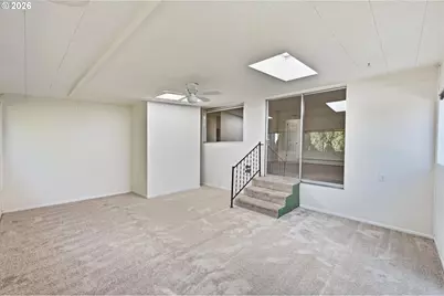1243 NE 9th Ave, McMinnville, OR 97128 - Photo 19