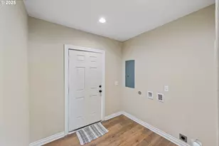 831 S 11th St, Coos Bay, OR 97420 - Photo 25