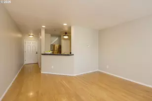 1535 SW Clay St, Portland, OR 97201 - Photo 9