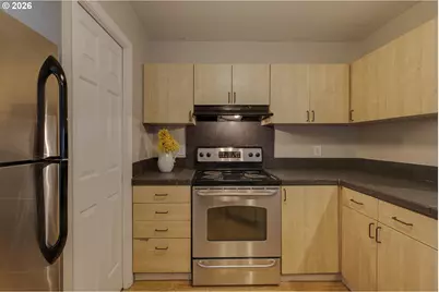 1535 SW Clay St #304, Portland, OR 97201 - Photo 9