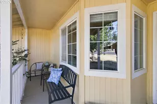 1145 Ash Grove Loop, Creswell, OR 97426 - Photo 3