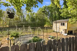 1145 Ash Grove Loop, Creswell, OR 97426 - Photo 29