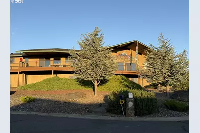 1014 Roe Dr, Goldendale, WA 98620 - Photo 5