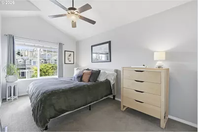 20275 Hoodview Ave, West Linn, OR 97068 - Photo 23