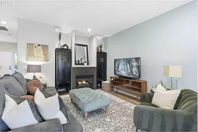 20275 Hoodview Ave, West Linn, OR 97068 - Photo 5
