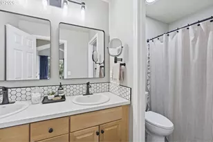 20275 Hoodview Ave, West Linn, OR 97068 - Photo 21