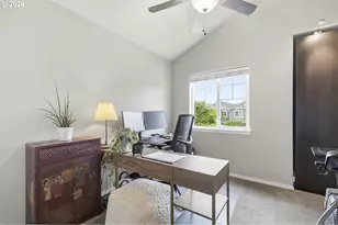 20275 Hoodview Ave, West Linn, OR 97068 - Photo 27