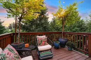 20275 Hoodview Ave, West Linn, OR 97068 - Photo 33