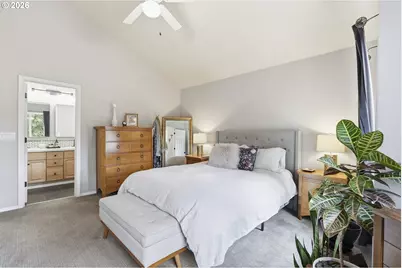 20275 Hoodview Ave, West Linn, OR 97068 - Photo 17