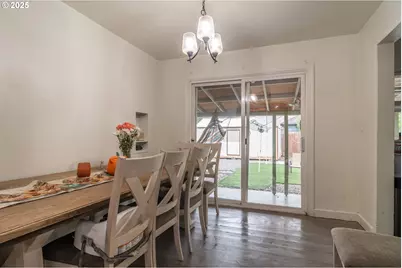 732 W Nebo St, Roseburg, OR 97471 - Photo 7