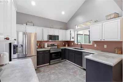 2308 SW 11th Cir, Battle Ground, WA 98604 - Photo 9
